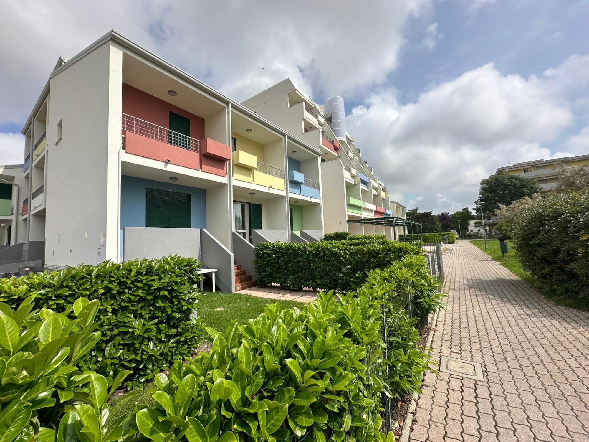 קאורלה Villaggio Luna Swimmingpool- Agenzia Cocal מראה חיצוני תמונה