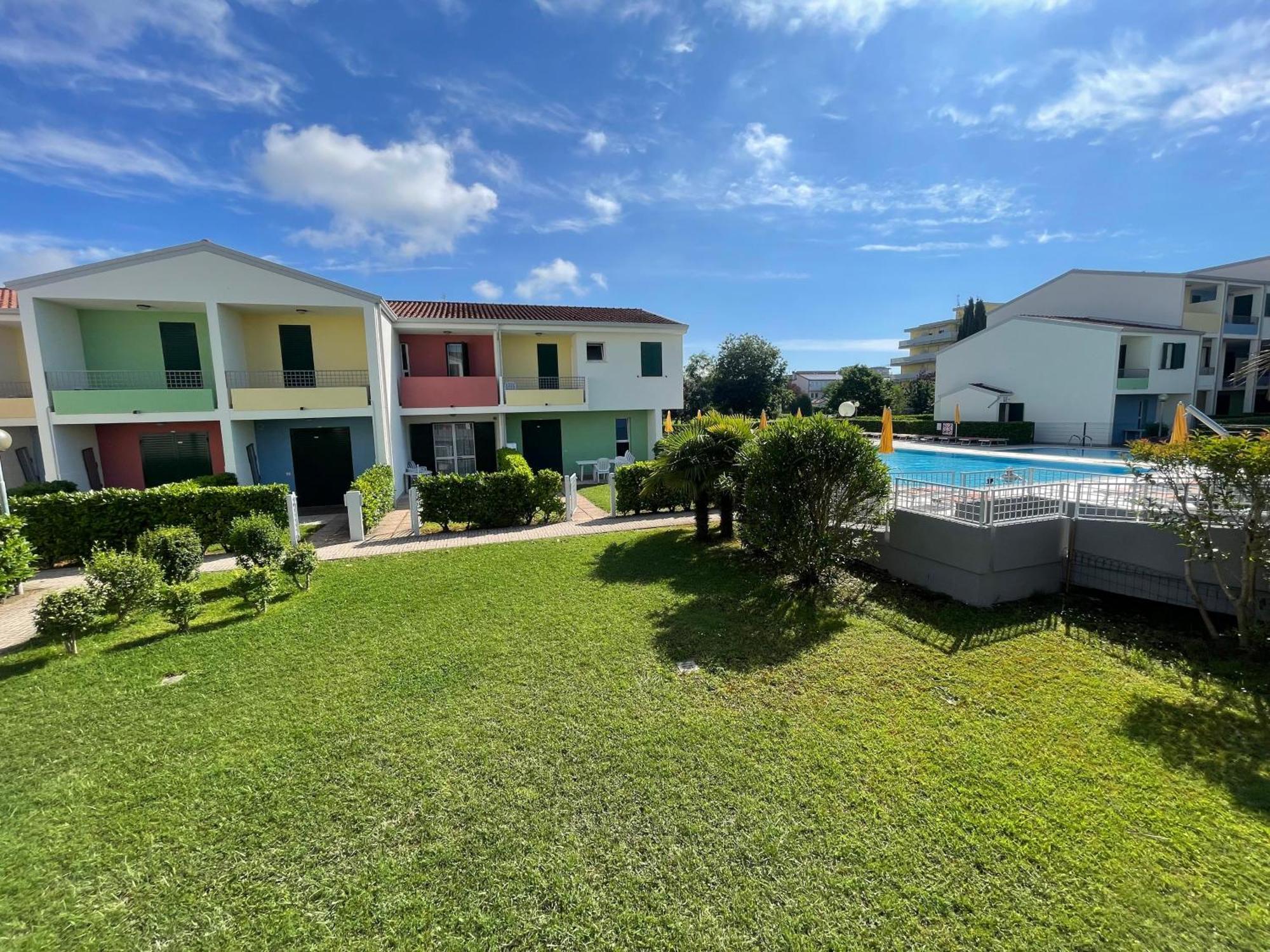 קאורלה Villaggio Luna Swimmingpool- Agenzia Cocal מראה חיצוני תמונה
